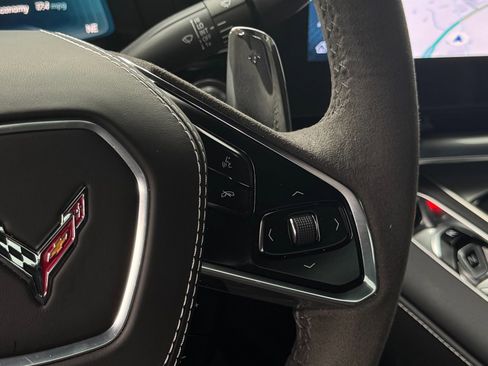 Used 2025 Chevrolet Corvette Z06 image 46