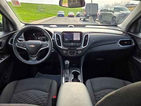 Used 2021 Chevrolet Equinox LT image 18