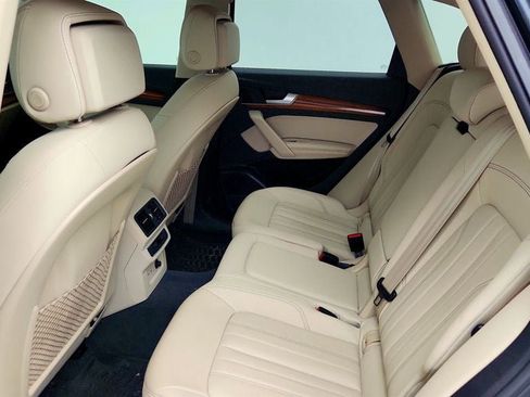 Used 2022 Audi Q5 2.0T Premium Plus w/ Premium Plus Package image 23