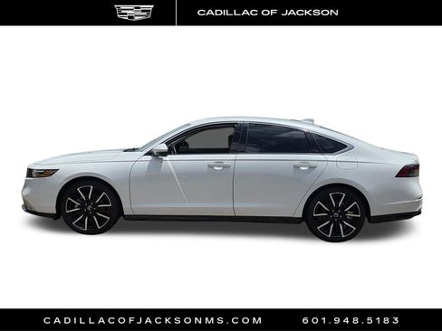 Used 2023 Honda Accord Touring image 8