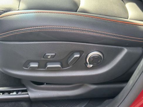 Certified 2026 Genesis GV70 2.5T Sport Prestige AWD/4WD image 13