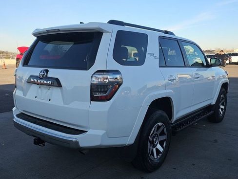 Used 2024 Toyota 4Runner TRD Off-Road image 3
