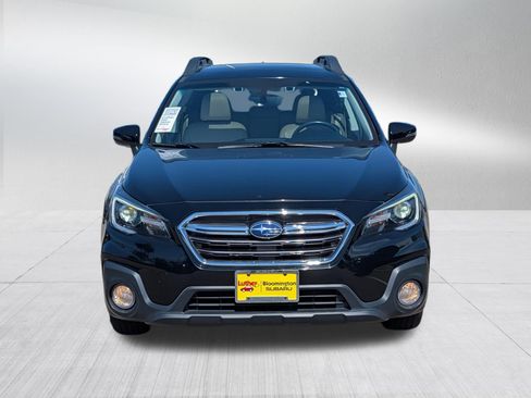 Used 2018 Subaru Outback 2.5i Limited AWD/4WD image 2