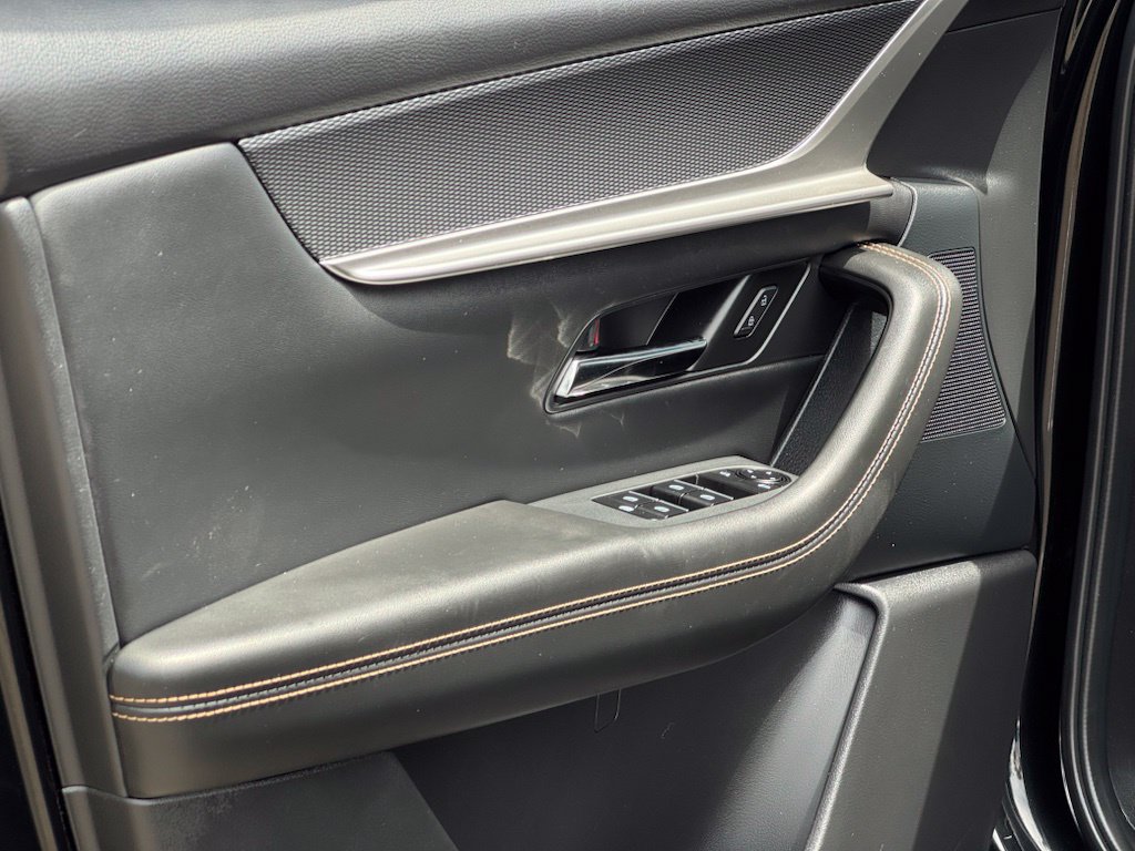 Certified 2025 MAZDA CX-70 Plug-In Hybrid w/ Premium Pkg AWD/4WD image 9