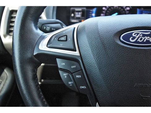 Certified 2022 Ford Edge SEL w/ Convenience Package image 18