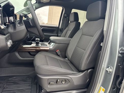 New 2026 GMC Sierra 1500 Elevation image 16