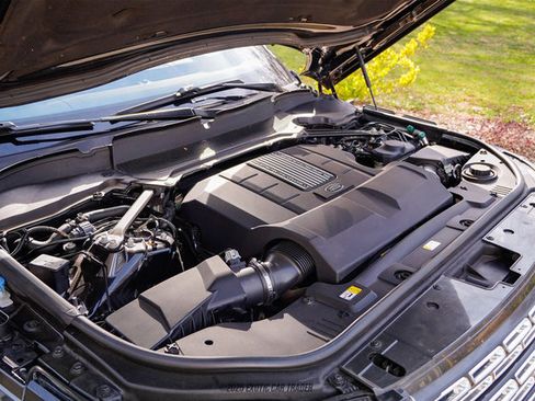 Used 2017 Land Rover Range Rover LWB SV Autobiography image 19