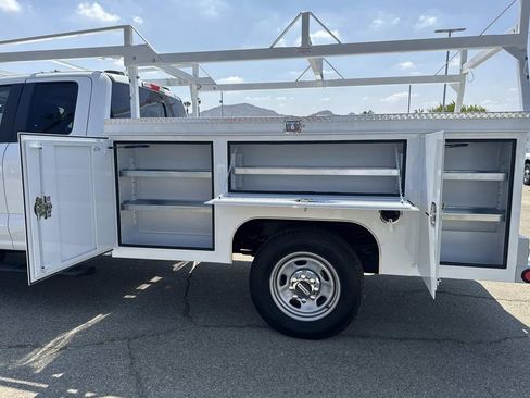 New 2025 Ford F350 XL w/ XL Chrome Package image 19