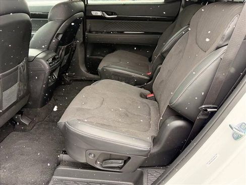 Used 2025 Hyundai Palisade Calligraphy image 8