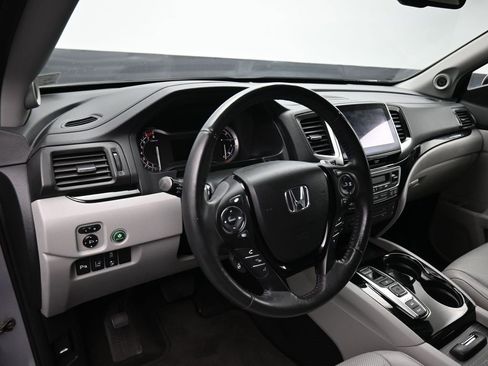 Used 2016 Honda Pilot Elite image 14