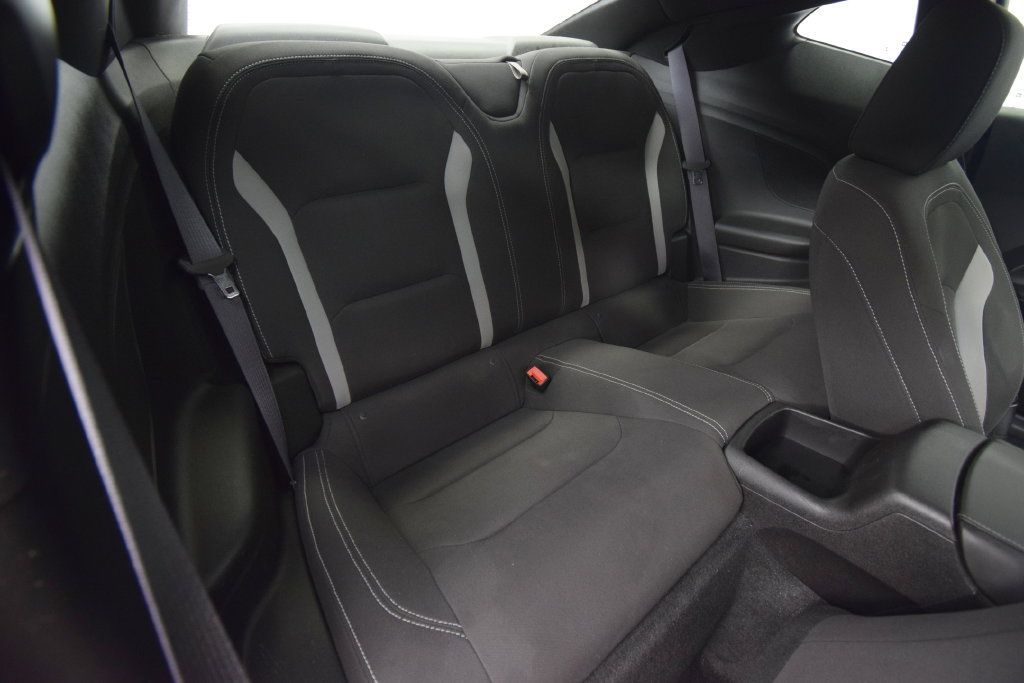 Used 2017 Chevrolet Camaro LT RWD image 17