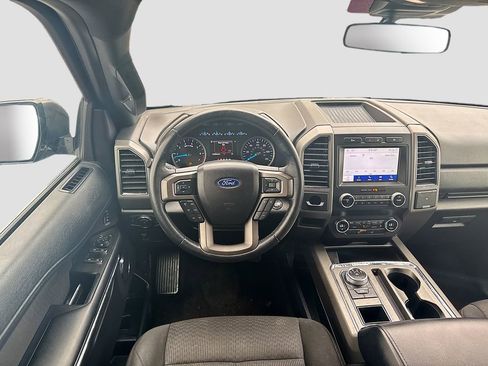 Used 2020 Ford Expedition XLT image 23