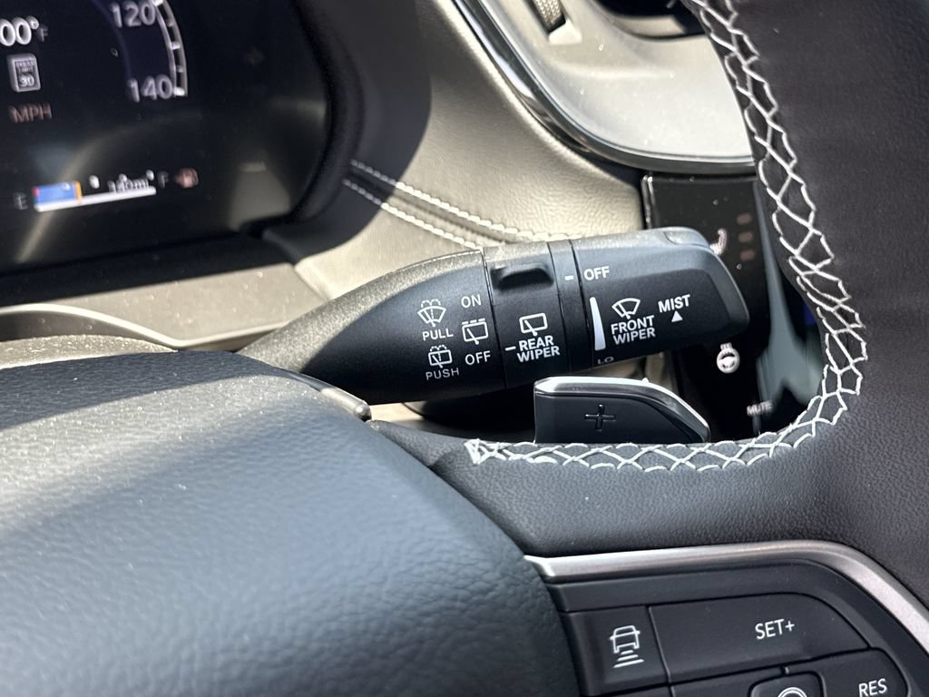 New 2026 Jeep Grand Cherokee Altitude RWD image 15