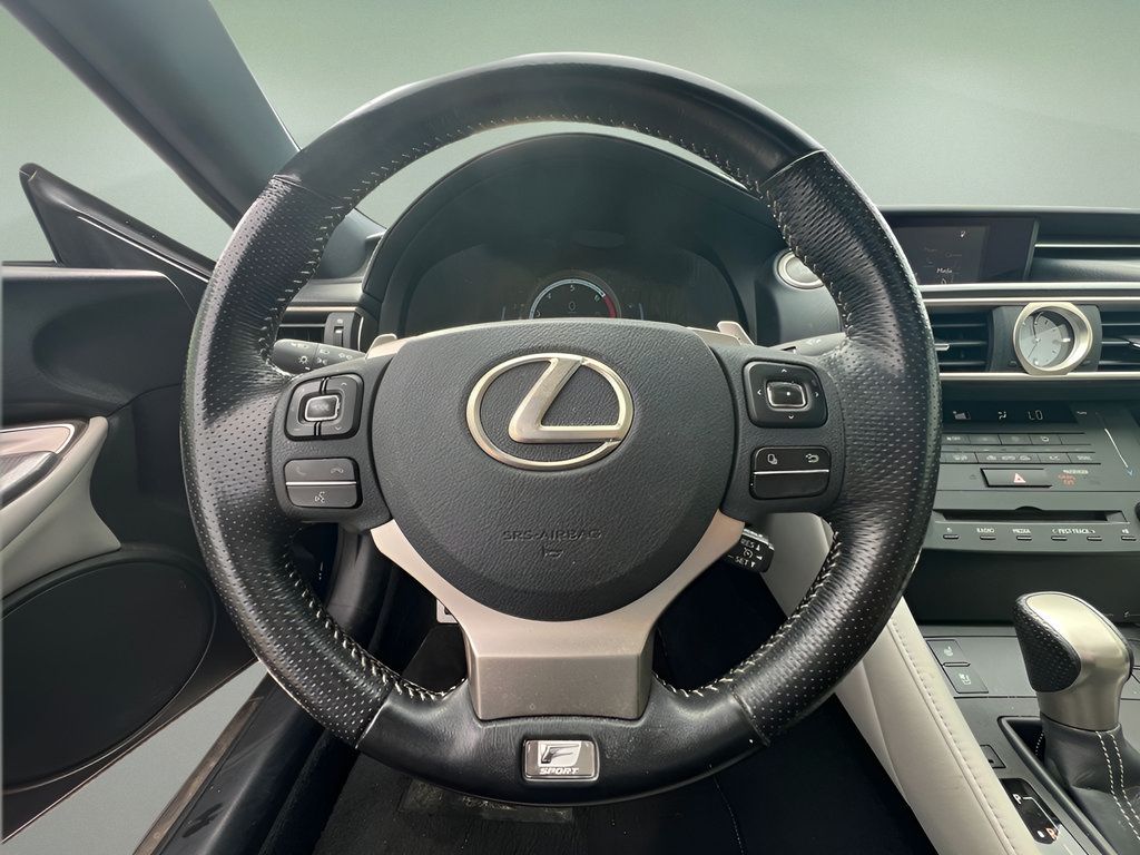 Used 2016 Lexus RC 200t RWD image 22