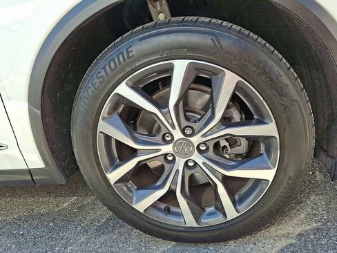 Used 2024 Acura MDX SH-AWD w/ Technology Package image 5