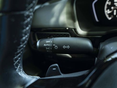Used 2025 Honda Civic Sport image 23