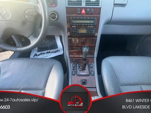 Used 2000 Mercedes-Benz E 320 Wagon image 15