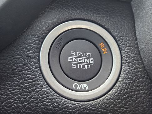 New 2026 RAM 3500 Big Horn AWD/4WD image 24