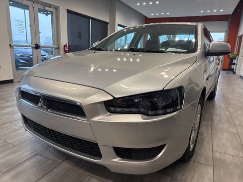 Used 2009 Mitsubishi Lancer ES image 1