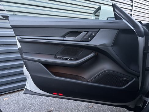 New 2026 Porsche Taycan GTS image 18