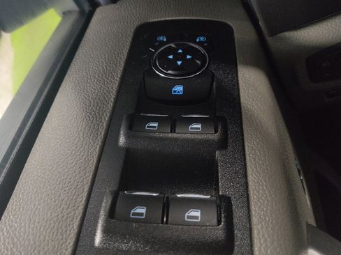 Used 2020 Ford F150 XLT w/ Trailer Tow Package image 25