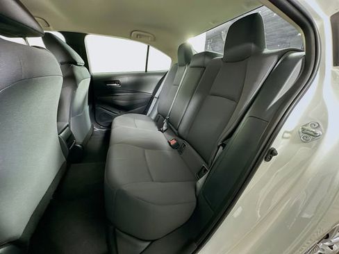 Certified 2021 Toyota Corolla LE image 19