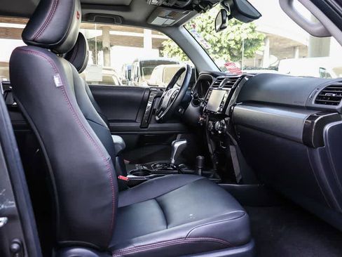 Used 2023 Toyota 4Runner TRD Off-Road Premium w/ Off Road Premium Plus Package image 18