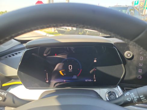 Used 2025 Chevrolet Trax LT w/ Driver Confidence Package image 27