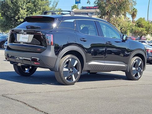 New 2026 Nissan Kicks SR w/ Illumination Package image 2