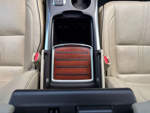 Used 2017 Acura MDX SH-AWD w/ Advance Package image 18