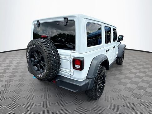 Used 2023 Jeep Wrangler Unlimited AWD/4WD image 5
