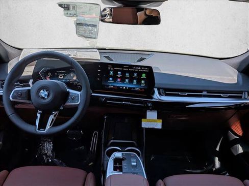 New 2026 BMW X2 xDrive28i w/ Technology Package AWD/4WD image 16