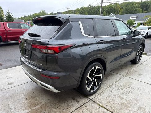 Used 2024 Mitsubishi Outlander SE FWD image 7