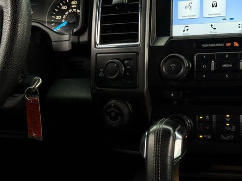 Used 2016 Ford F150 XLT w/ Equipment Group 302A Luxury image 23