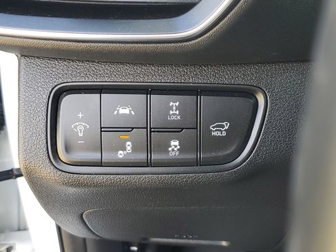 Used 2019 Hyundai Santa Fe AWD image 28