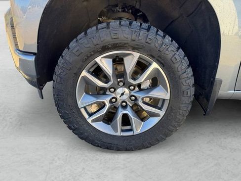 Used 2019 Chevrolet Silverado 1500 RST w/ All-Star Edition image 23