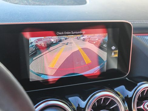 Used 2021 Mercedes-Benz GLA 35 AMG 4MATIC image 22