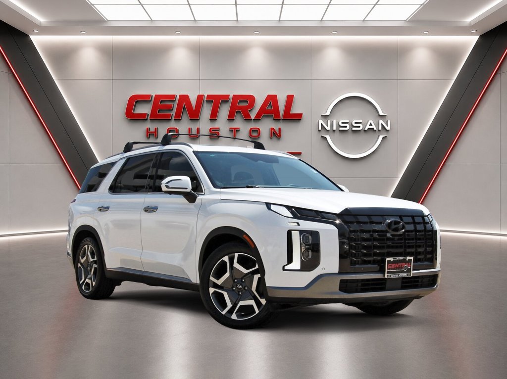Used 2023 Hyundai Palisade Limited FWD image 1