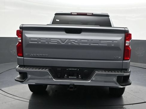 Used 2025 Chevrolet Silverado 1500 LTZ RWD image 4