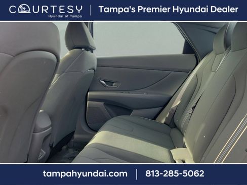 Certified 2025 Hyundai Elantra Sport w/ Cargo Package image 9