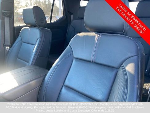 Used 2022 Chevrolet Traverse RS image 6