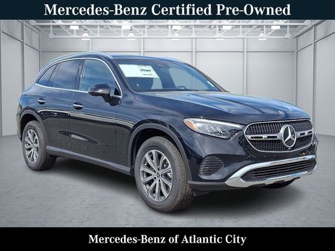 Certified 2025 Mercedes-Benz GLC 300 4MATIC image 1