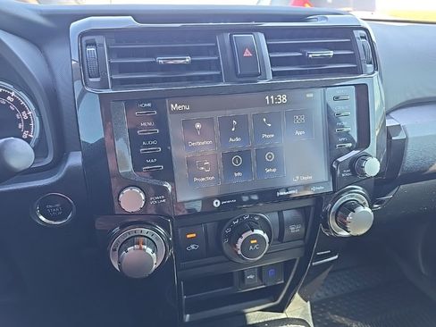 Used 2021 Toyota 4Runner TRD Off-Road Premium image 11