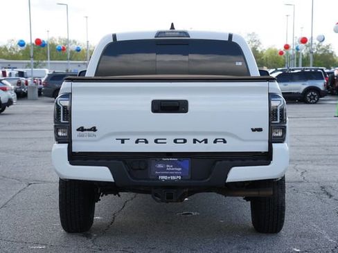 Used 2022 Toyota Tacoma 4x4 Double Cab image 6