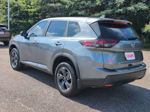 Used 2026 Nissan Rogue SV FWD image 7
