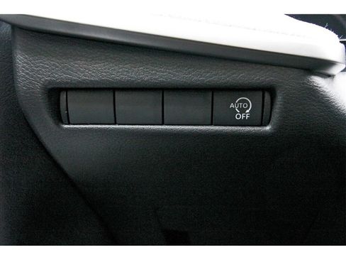 New 2026 Nissan Kicks SV w/ SV Premium Package image 20