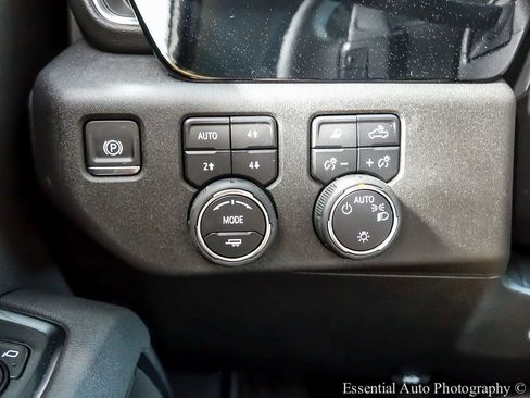 Certified 2026 Chevrolet Silverado 1500 LT AWD/4WD image 21