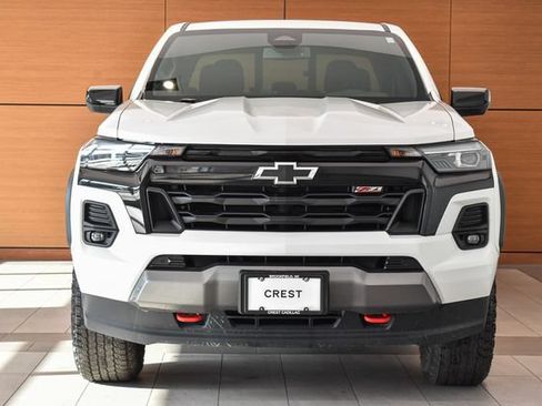 Used 2024 Chevrolet Colorado Z71 w/ Z71 Convenience Package 2 AWD/4WD image 2