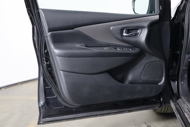 Used 2021 Nissan Murano S AWD/4WD image 19