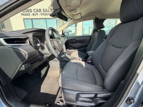 Used 2022 Toyota Corolla LE FWD image 44